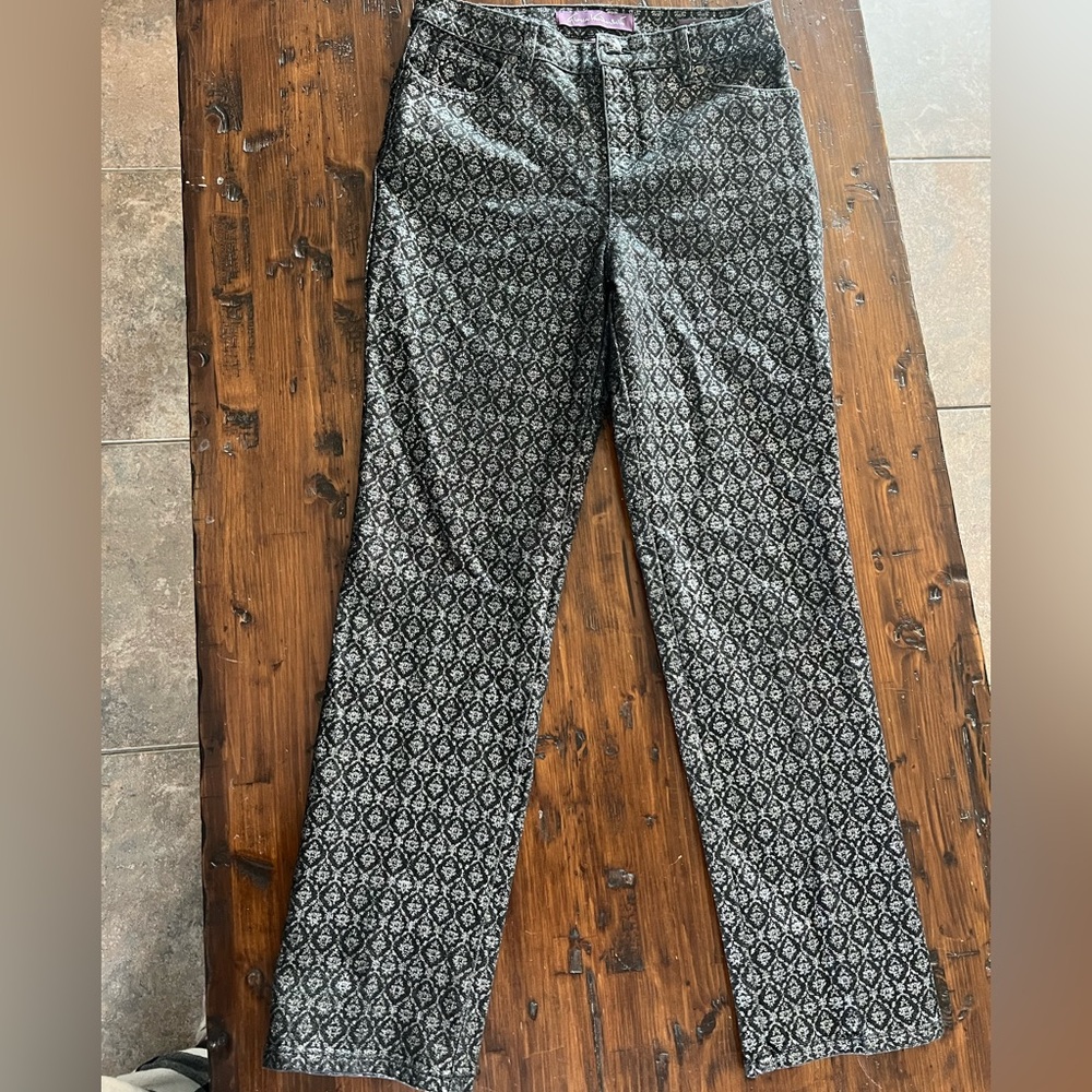 Gloria vanderbilt amanda slimming jeans